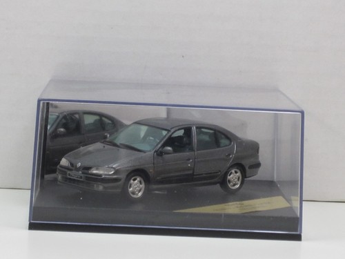Renault megane limousine - renault,